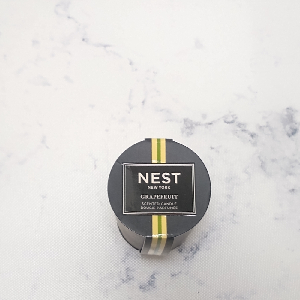 NEST FRAGRANCES Grapefruit Mini Scented Candle .95oz/27g NEW